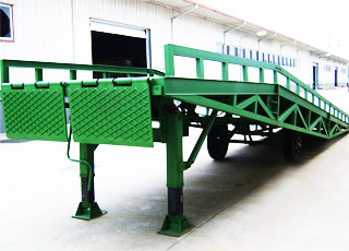 液壓支腿式移動(dòng)液壓登車橋